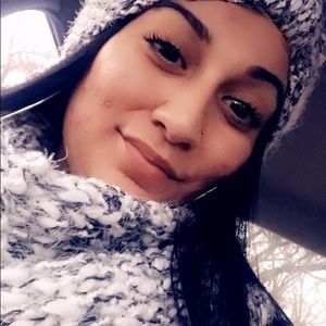 Meet your Posher, Amber